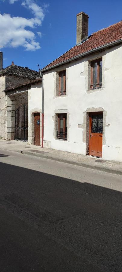 Gite Rue Pasteur إيس سور تيل المظهر الخارجي الصورة